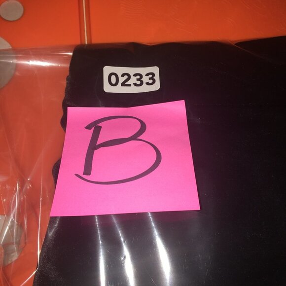 Robbie Bee Elegant Black Velvet Evening Gown Size 8 - Picture 8 of 8